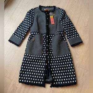 Chic Polka Dot Trench Coat in Blue and White